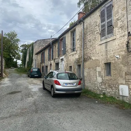 Avec Apartment